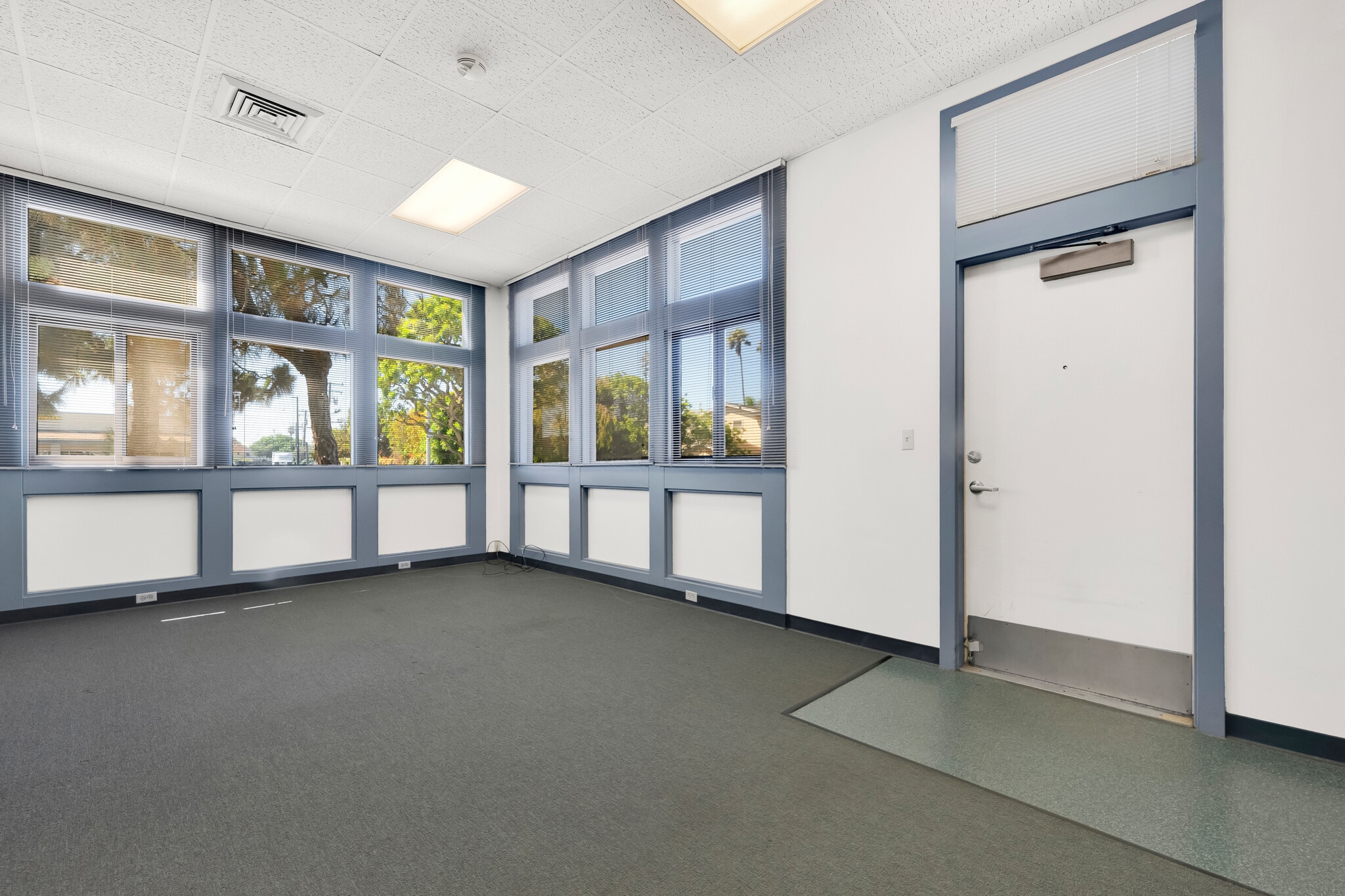 996-1000 S Seaward Ave, Ventura, CA for lease Interior Photo- Image 1 of 9