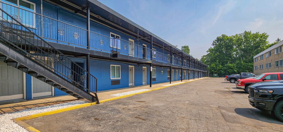 16866 Telegraph Rd, Detroit, MI à vendre - Photo du bâtiment - Image 2 de 7