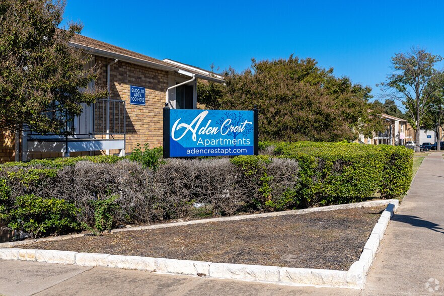 2200 Aden Rd, Fort Worth, TX à vendre - Photo du bâtiment - Image 1 de 25