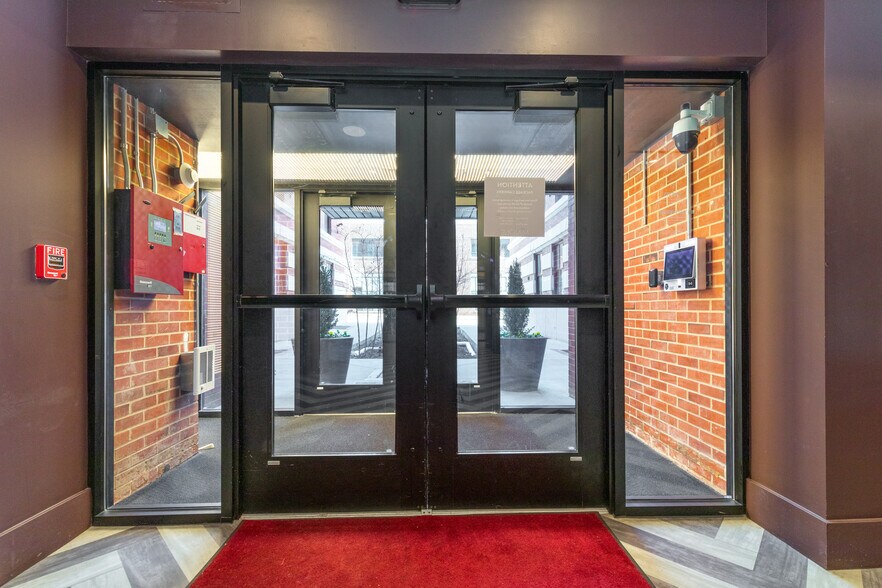 2650 Locust St, Saint Louis, MO à louer - Photo du bâtiment - Image 2 de 12