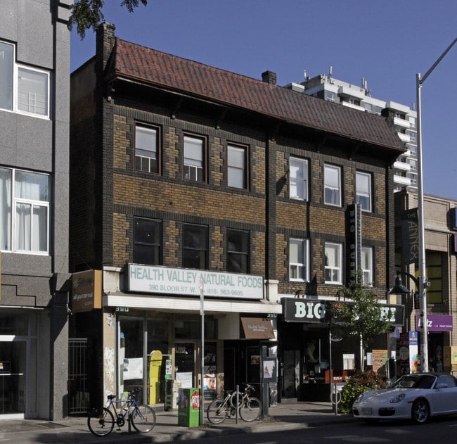 More details for 390 Bloor St W, Toronto, ON - Retail for Lease