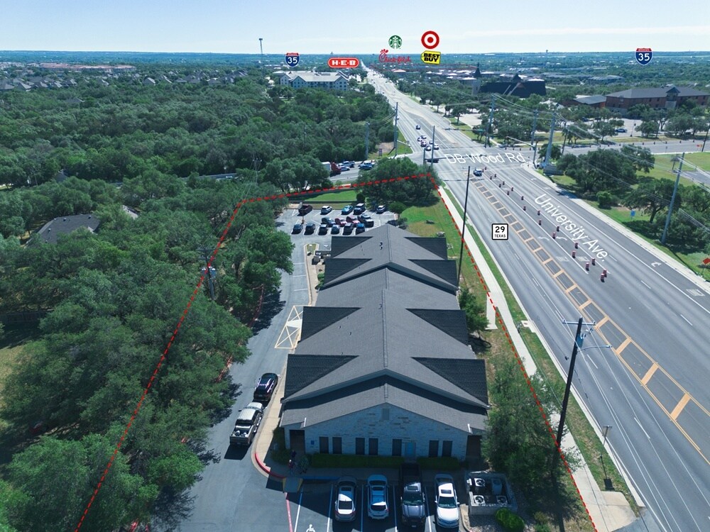 1500 W University Ave, Georgetown, TX à louer Photo principale- Image 1 de 9