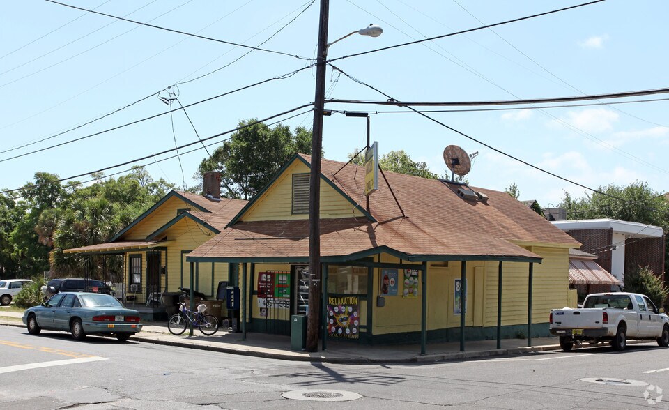 127-131 Belmont St, Pensacola, FL à vendre - Photo du bâtiment - Image 2 de 3