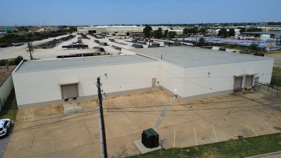 329 S Blackwelder Ave, Oklahoma City, OK à vendre - Photo du bâtiment - Image 3 de 4