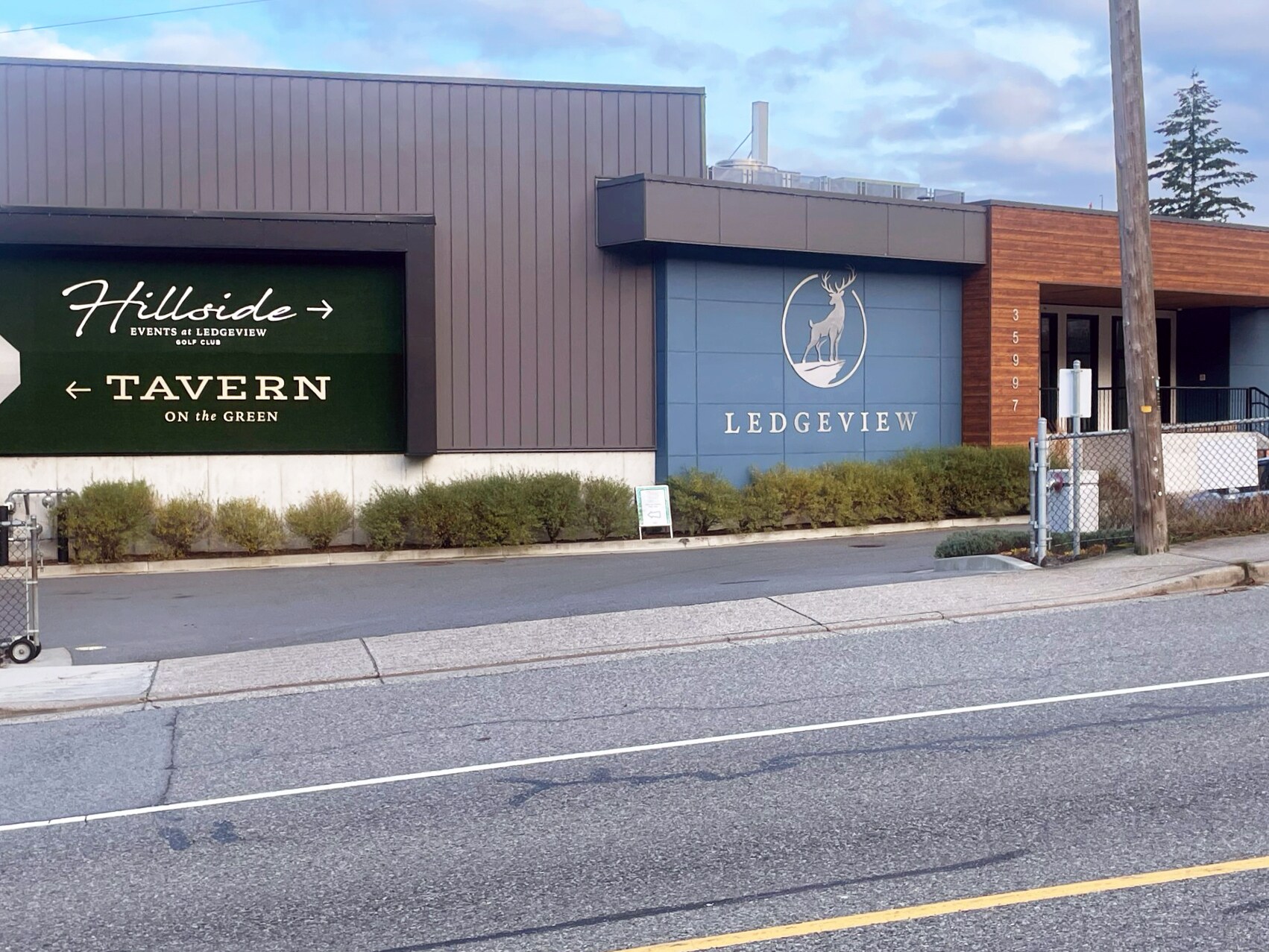 35997 Mckee Rd, Abbotsford, BC à vendre Photo du bâtiment- Image 1 de 1