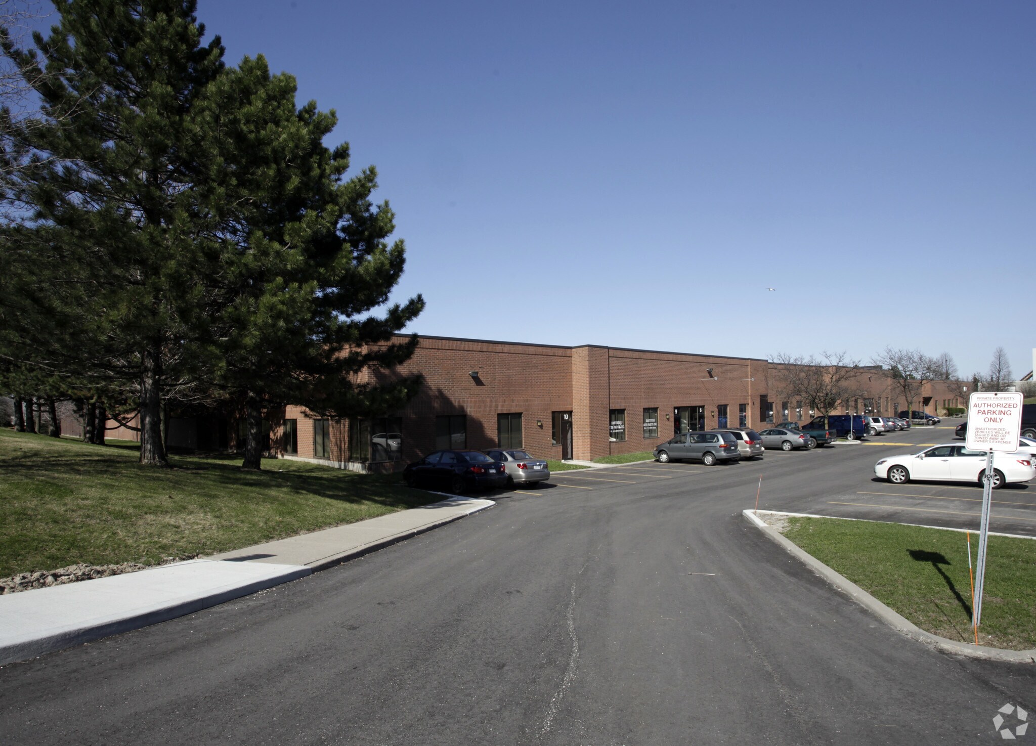 825 Middlefield Rd, Toronto, ON à vendre Photo principale- Image 1 de 1