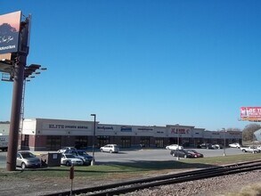 Hwy 2, Lincoln, NE à louer Photo intérieure- Image 1 de 2