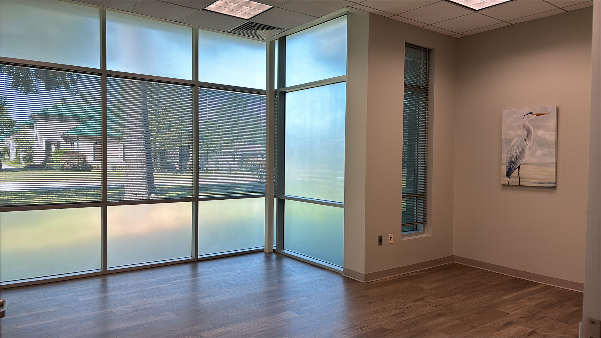 411 Lantern Bend Dr, Houston, TX for lease Interior Photo- Image 1 of 8