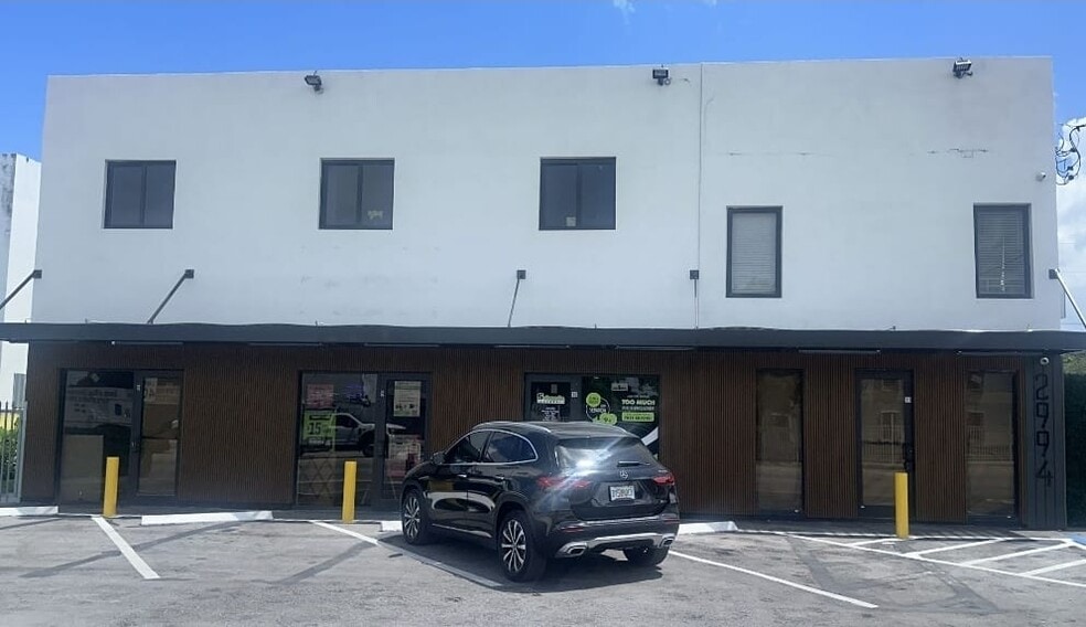 2994 NW 54th St, Miami, FL for lease - Building Photo - Image 1 of 5