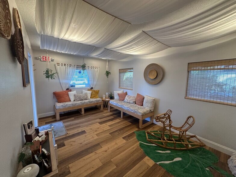 230 Benmore Dr, Winter Park, FL à vendre - Photo du bâtiment - Image 3 de 27
