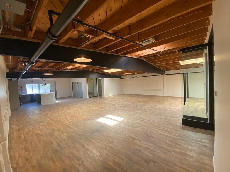 8469-8473 Melrose Ave, West Hollywood, CA à louer - Photo intérieure - Image 3 de 8