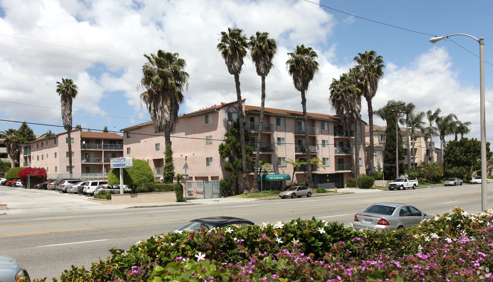 21501 S Vermont Ave, Torrance, CA for sale Primary Photo- Image 1 of 5