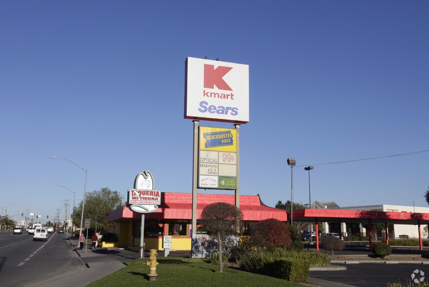 1702 Freedom Blvd, Freedom, CA à louer - Photo du bâtiment - Image 2 de 16