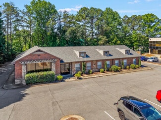 More details for 1550 Westbrook Plaza Dr, Winston-Salem, NC - Office for Sale