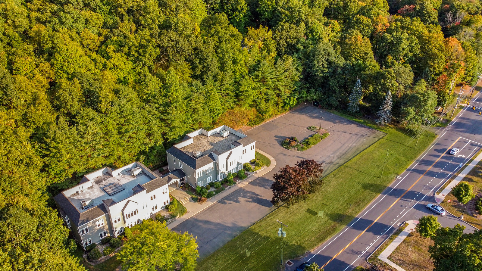 325 Main St, Farmington, CT for sale Building Photo- Image 1 of 1