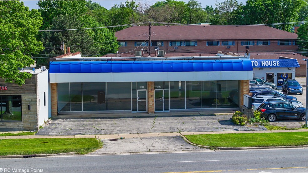 1229 W Ogden, Downers Grove, IL for sale - Building Photo - Image 1 of 1