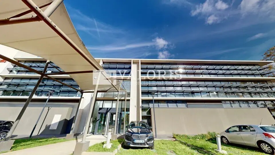 32 Quai Paul Sédallian, Lyon for lease Building Photo- Image 1 of 6