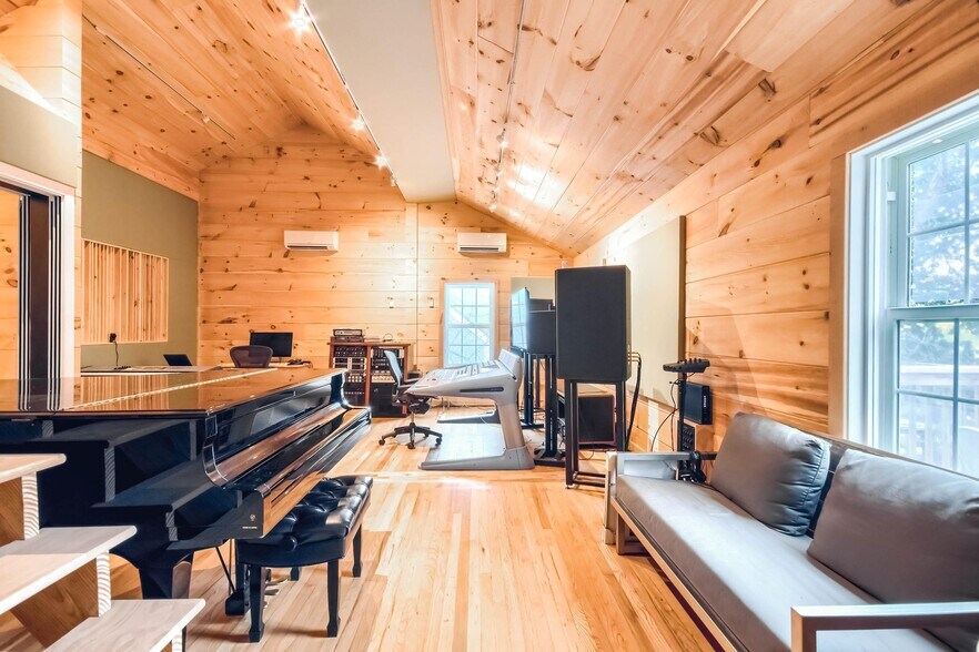 1440 Woodmont Ln, Atlanta, GA à vendre - Photo intérieure - Image 2 de 19