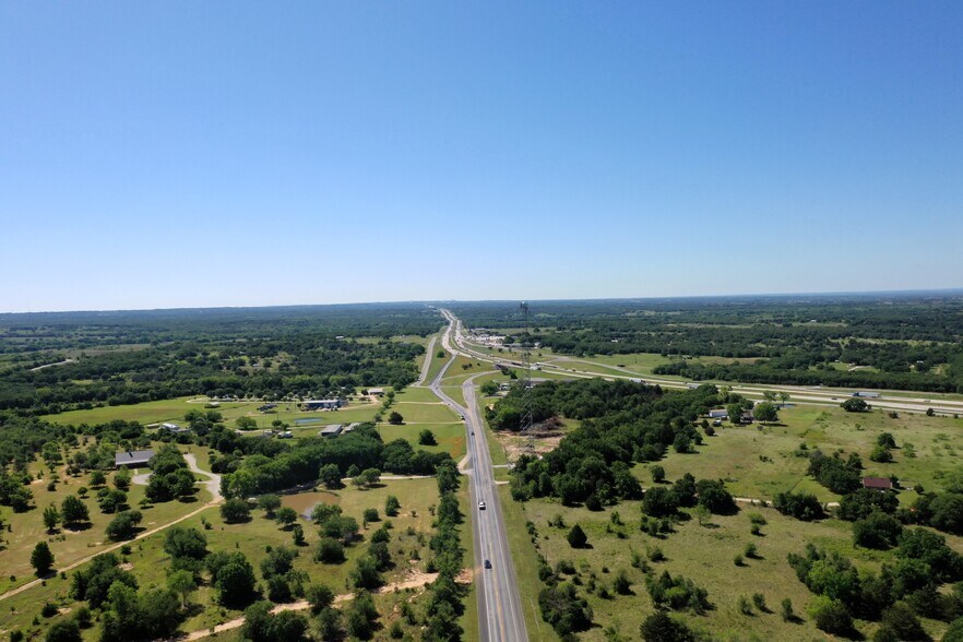TBA US 81 Service Rd, Alvord, TX for sale - Building Photo - Image 2 of 8