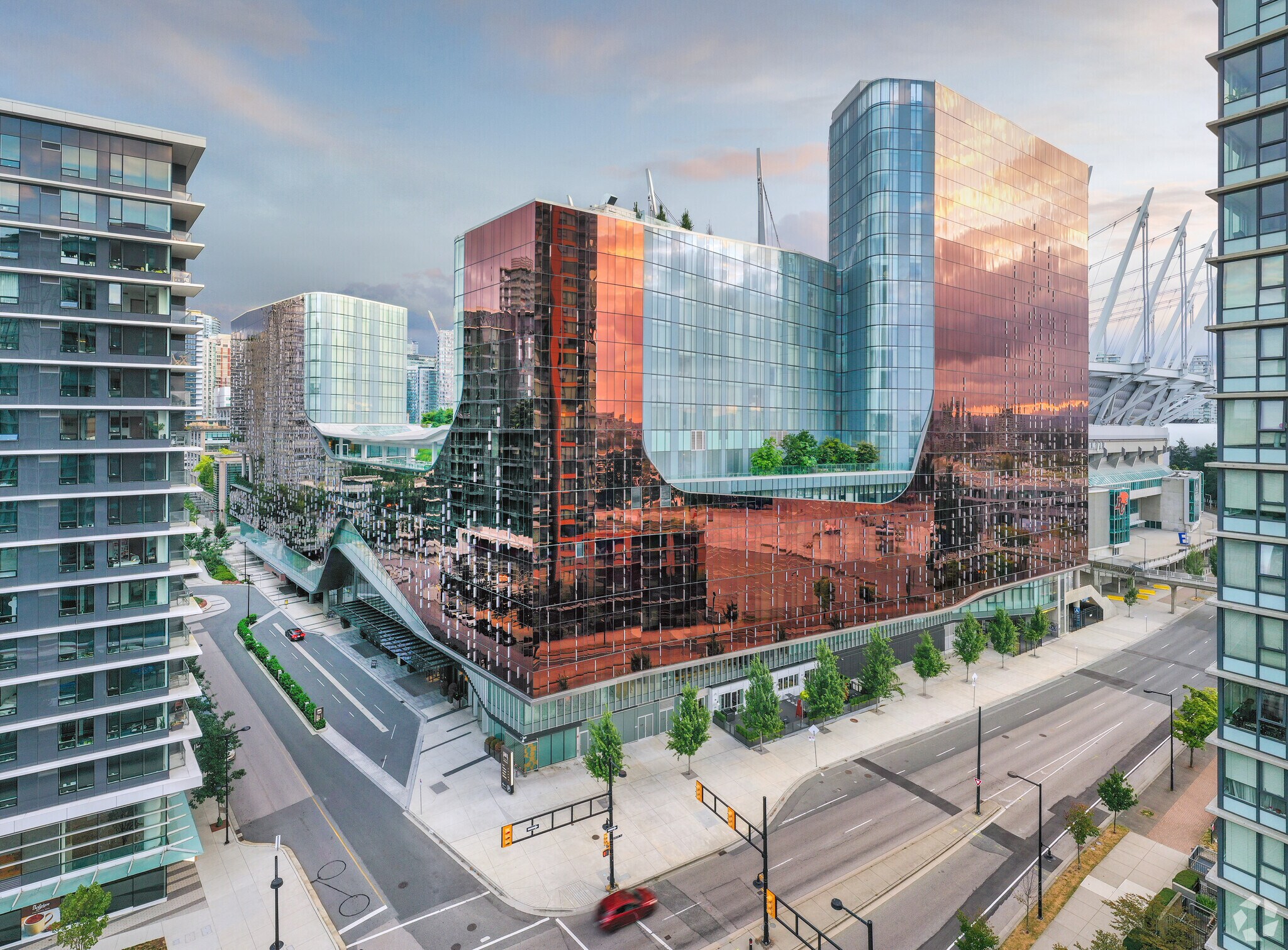 39 Smithe St, Vancouver, BC for sale Primary Photo- Image 1 of 1