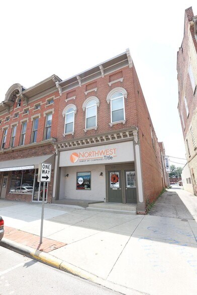 113 W Main St, Circleville, OH à louer - Photo du bâtiment - Image 3 de 12