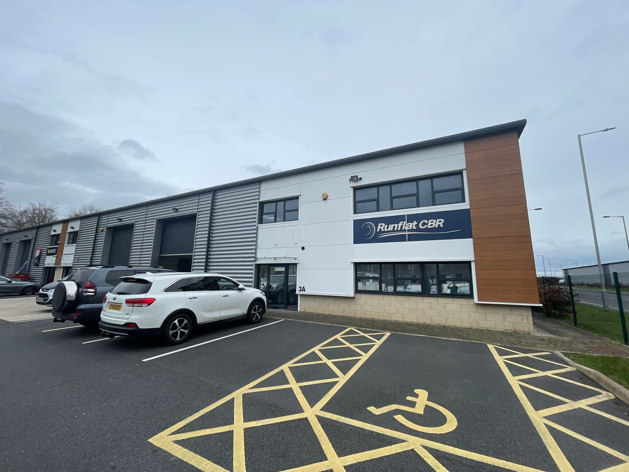 Unit 1-6 First Ave, Doncaster for lease Building Photo- Image 1 of 7