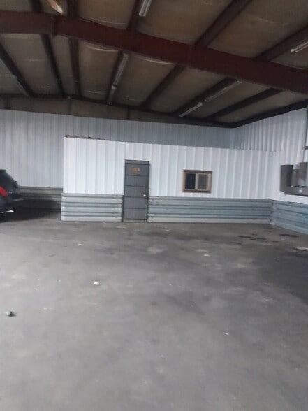 4823 Winfield Rd, Houston, TX à louer - Photo du bâtiment - Image 3 de 12
