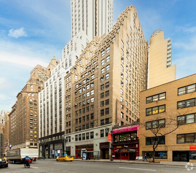 271 Madison Ave, New York, NY à louer - Photo du bâtiment - Image 1 de 4