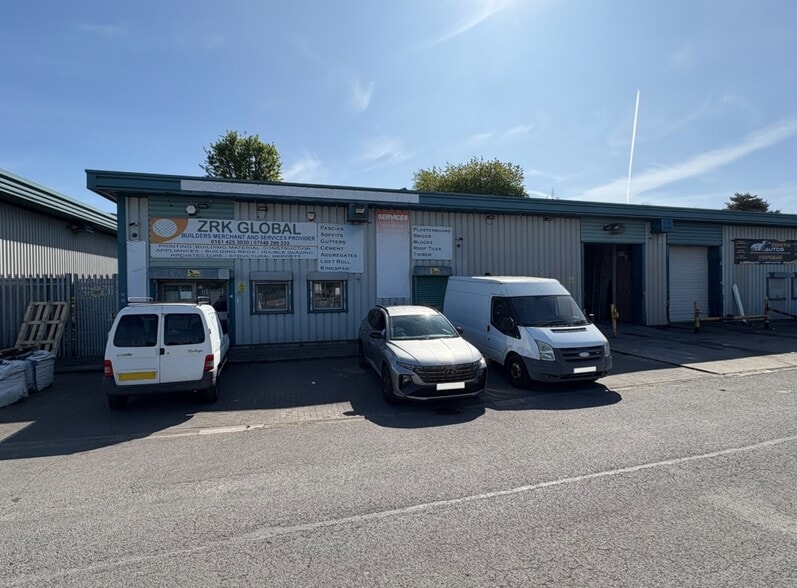 Featherstall Road South Rd S, Oldham for lease - Building Photo - Image 2 of 7