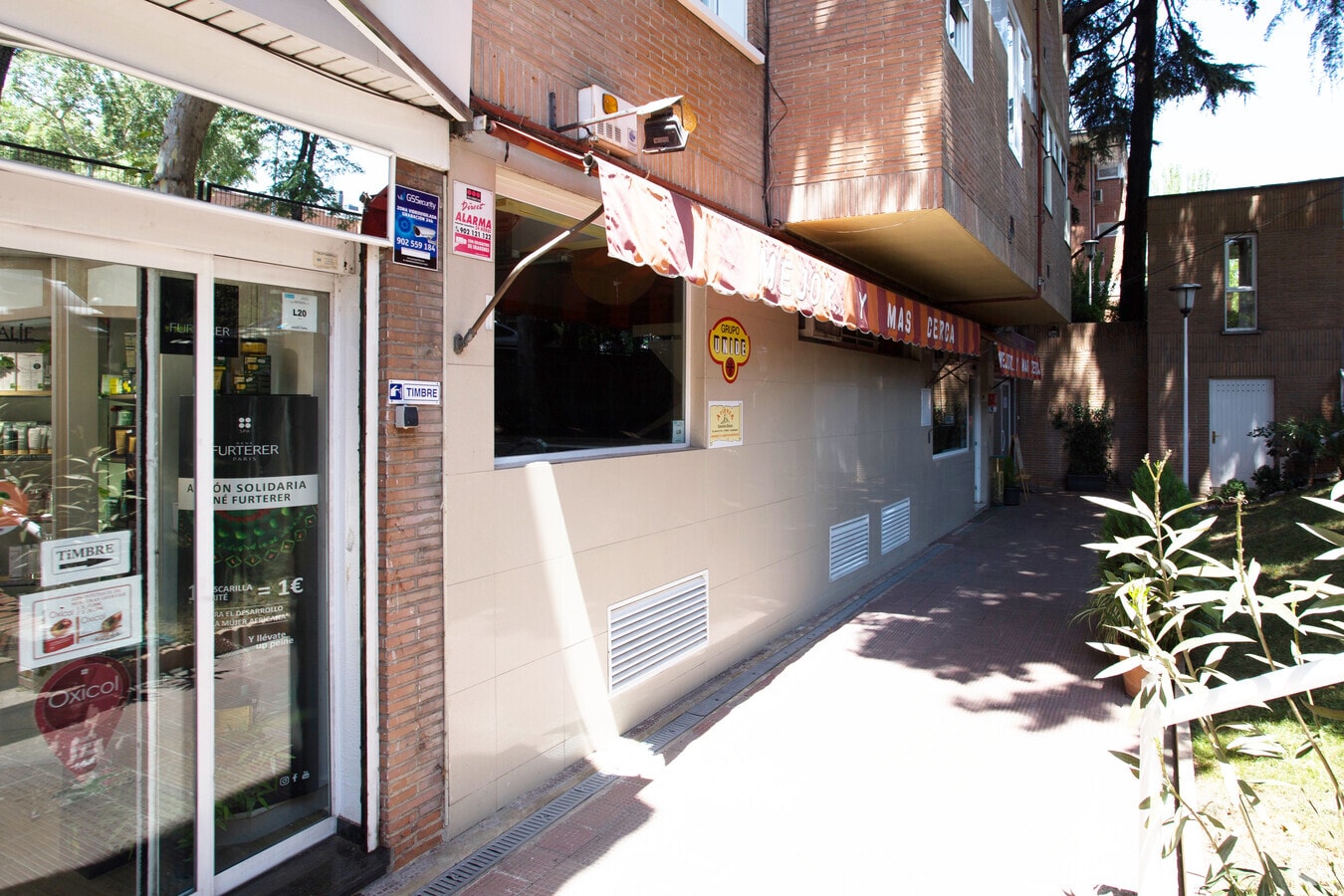 Calle de Arturo Soria, 243, Madrid, MAD 28033 -  -  - Interior Photo - Image 2 of 2