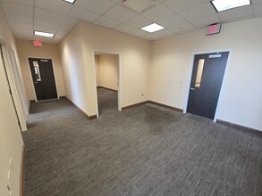 500 W Loockerman St, Dover, DE à louer Photo intérieure- Image 2 de 5