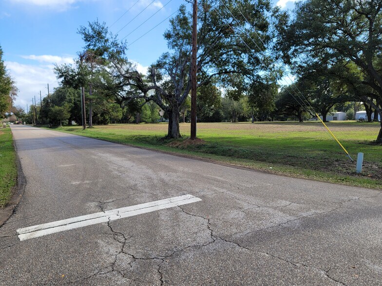 000 Burkhardt Rd., Tomball, TX à vendre - Autre - Image 2 de 6