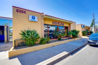 6348-6360 Riverdale St, San Diego, CA à louer Photo du bâtiment- Image 2 de 7