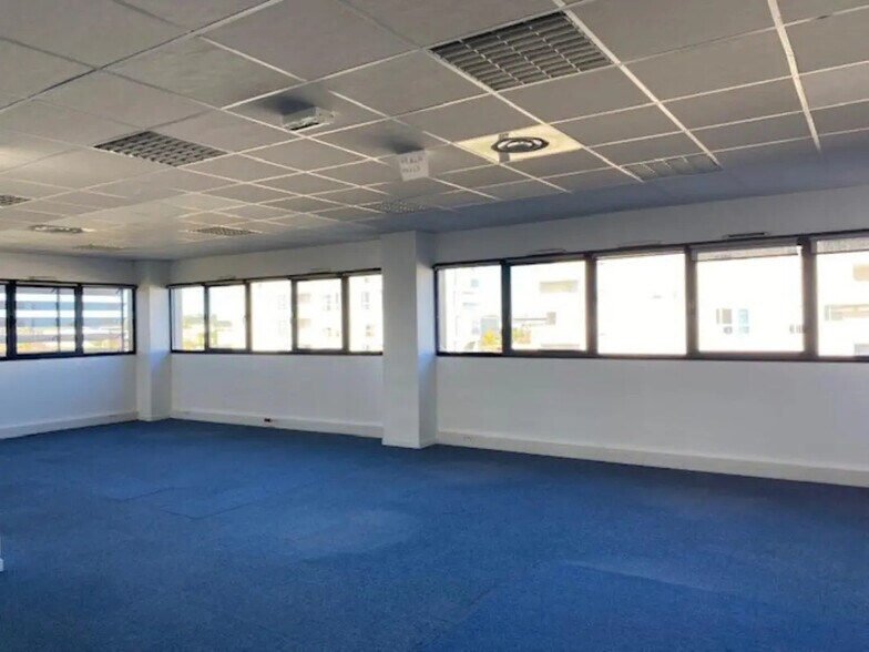 Office in Montpellier for lease - Interior Photo - Image 3 of 11