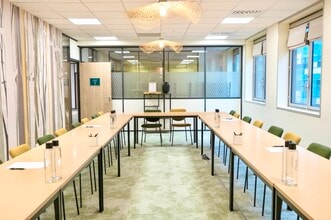 3 Boulevard Des Bouvets, Nanterre for lease Interior Photo- Image 2 of 4