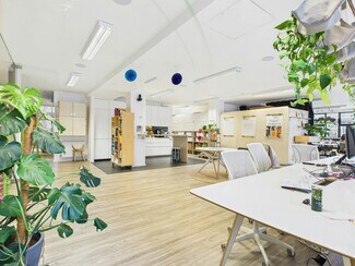 Plus de détails pour 9 Bell Yard Mews, Londres - Bureau à vendre