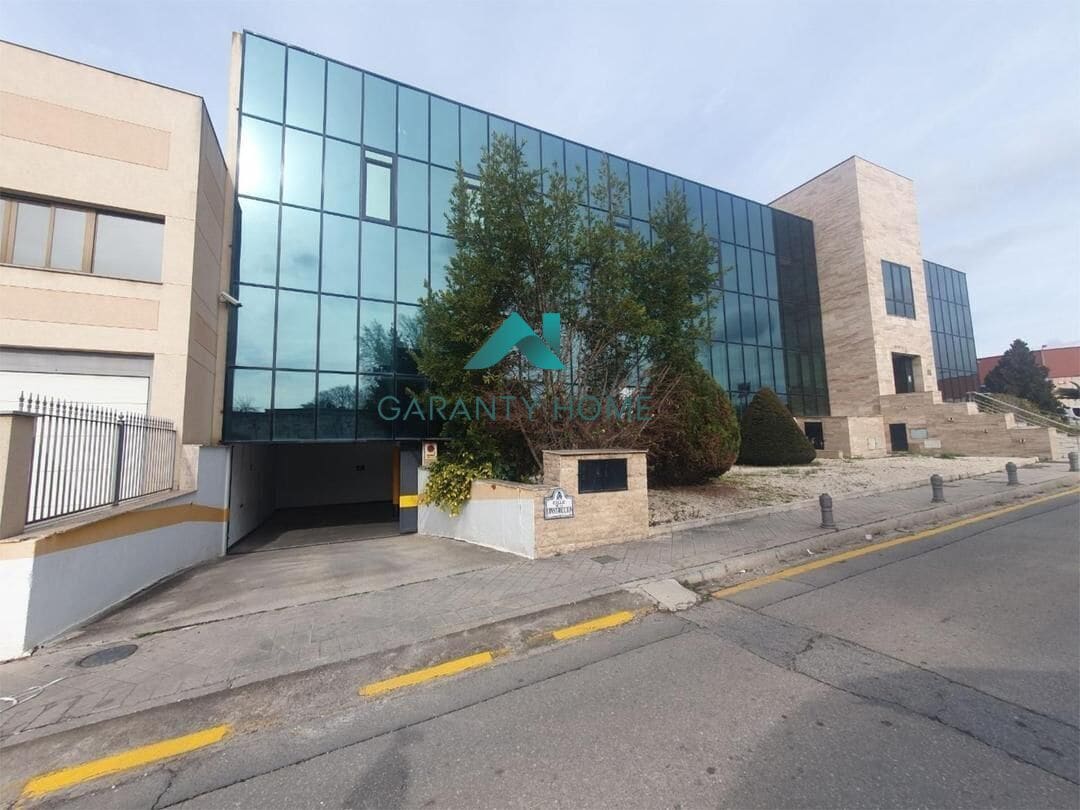 Office in Granada, Granada for sale Building Photo- Image 1 of 3