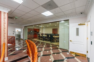 43917 Division St, Lancaster, CA for lease Interior Photo- Image 1 of 11