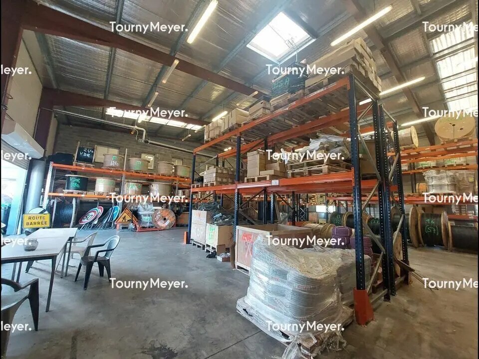 Office in Tournefeuille for lease Building Photo- Image 1 of 11