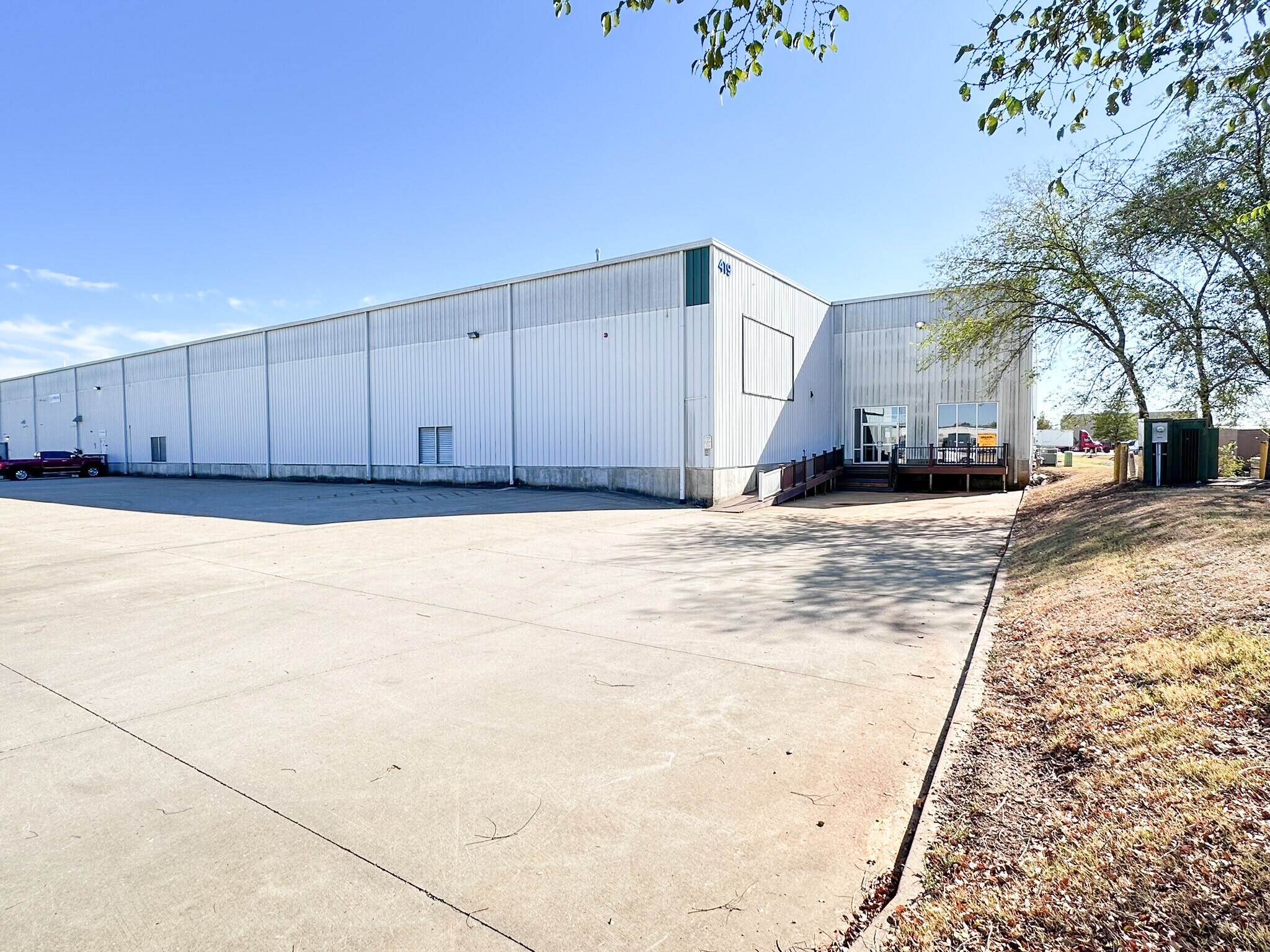 419 S Lincoln St, Lowell, AR for lease Building Photo- Image 1 of 19