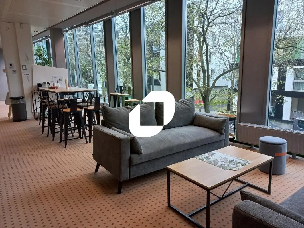 Bureau dans Lille à louer Photo du bâtiment- Image 1 de 17