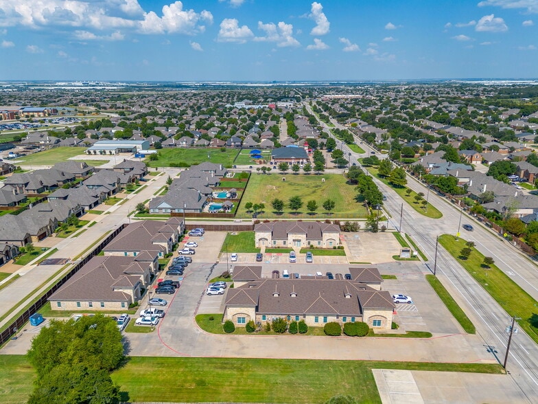 11751 Alta Vista Rd, Fort Worth, TX à louer - Photo du bâtiment - Image 3 de 26