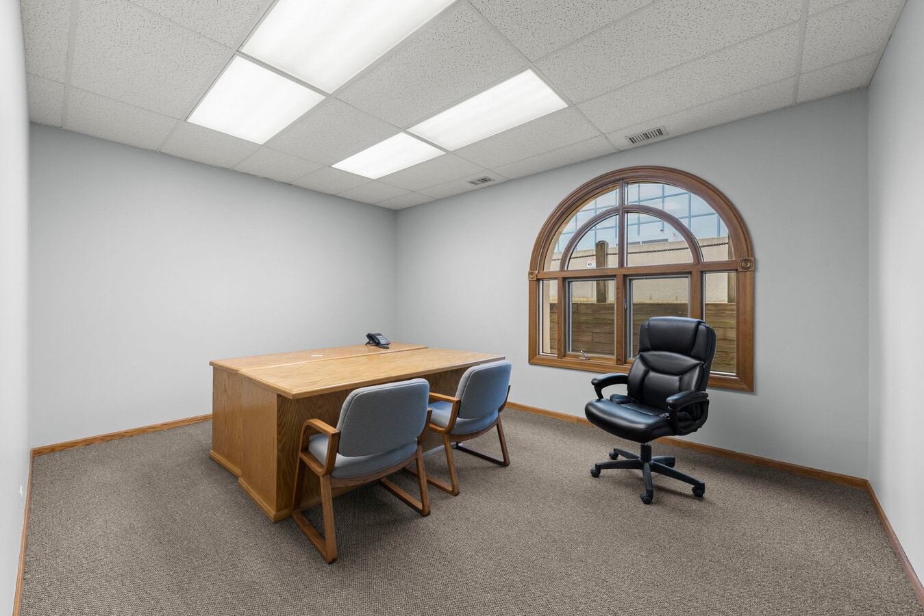 1754 N Washington St, Naperville, IL 60563 - Unité 112 -  - Photo intérieure - Image 1 of 9