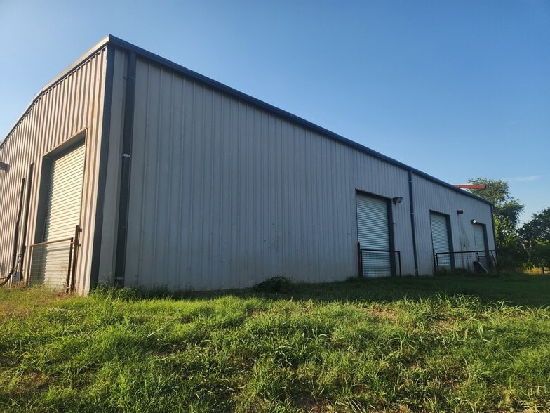 709 State Highway 78 S, Farmersville, TX for lease - Building Photo - Image 3 of 8