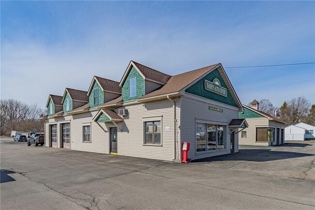 More details for 4577 S Lake Rd, Brockport, NY - Retail for Sale