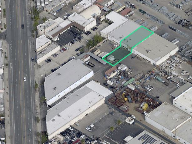 8818-8828 Lankershim Blvd, Sun Valley, CA à louer - Photo du bâtiment - Image 3 de 5