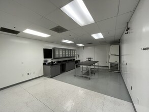 319 N Bernardo Ave, Mountain View, CA for lease Interior Photo- Image 1 of 7