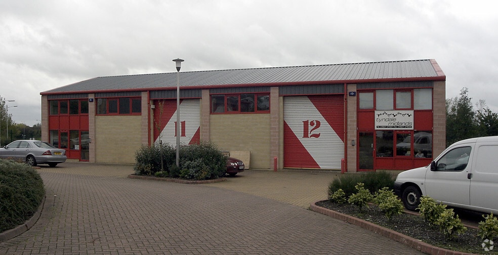 Felspar Rd, Tamworth à louer - Photo principale - Image 1 de 2