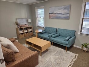 404 E Chatham St, Cary, NC for lease Interior Photo- Image 2 of 12