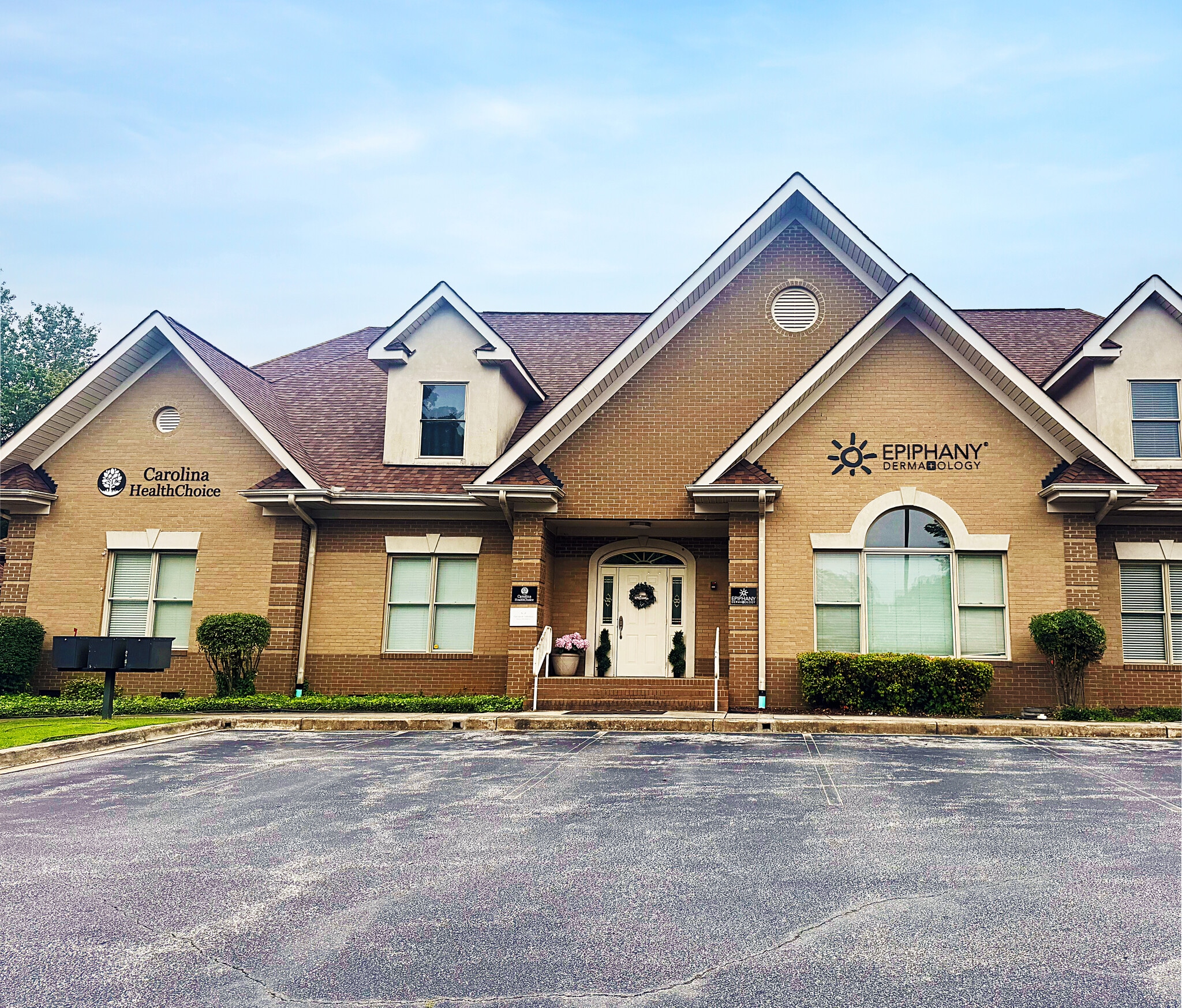 274B Commonwealth Dr, Greenville, SC for lease Building Photo- Image 1 of 8